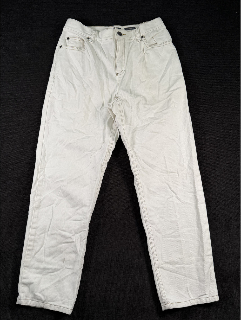 Liz Claiborne Women's Classic White Straight Leg Petite Jeans, Size 6S